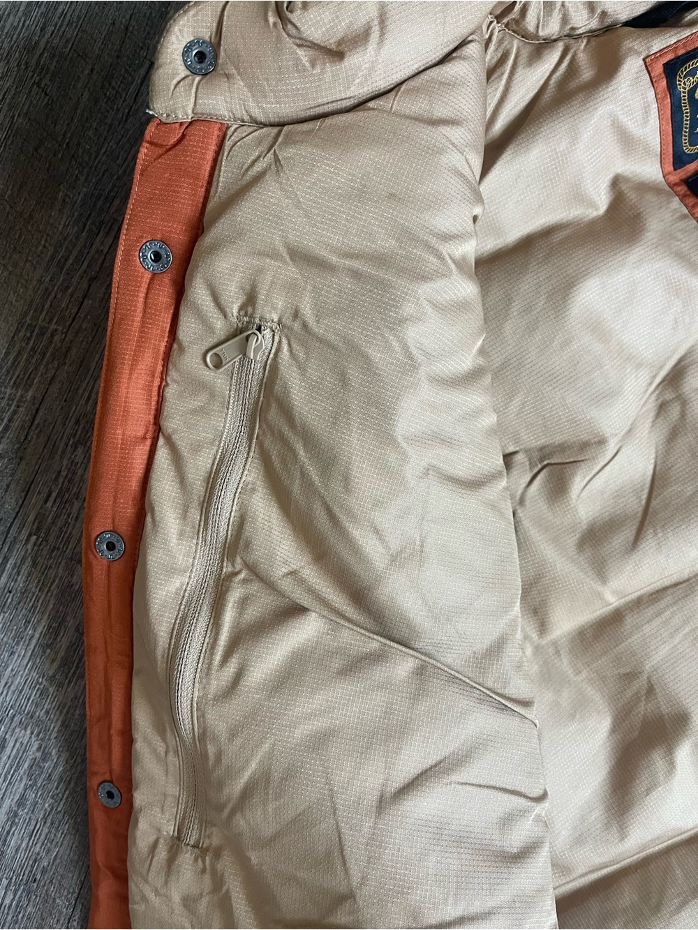 NWOT Howler Brothers Rounder Insulated vest - Picture 8 of 10
